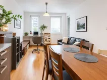 Prodej bytu 2+kk, Praha - Horní Měcholupy, Padovská, 52 m2
