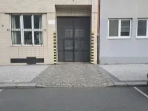 Pronájem garážového stání, Praha - Střešovice, Parléřova, 14 m2