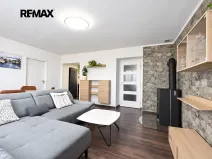 Prodej bytu 3+1, Milovice, Dukelská, 72 m2