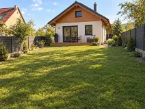 Prodej pozemku pro bydlení, Lhotka, 764 m2