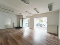 Pronájem obchodního prostoru, Hradec Králové, třída Karla IV., 90 m2