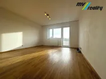 Pronájem bytu 2+kk, Nymburk, Ke Strouze, 58 m2
