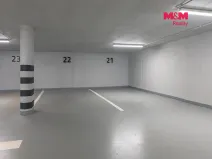 Pronájem garážového stání, Benešov, Dukelská, 14 m2