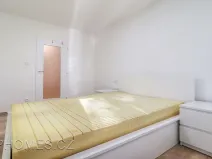 Pronájem bytu 2+kk, Praha, Novoborská, 40 m2