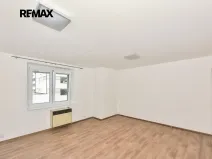 Pronájem bytu 1+kk, Plzeň, Pařížská, 41 m2
