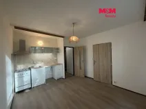 Pronájem bytu 1+1, Chomutov, Kyjická, 36 m2