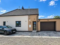 Prodej rodinného domu, Hroznová Lhota, 145 m2