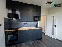 Prodej bytu 1+1, Milovice, Armádní, 33 m2