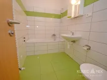 Pronájem bytu 2+kk, Tábor, Zbyňkova, 76 m2