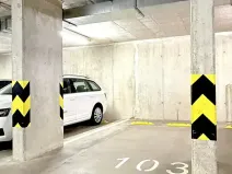 Pronájem garážového stání, Brno, Mojmírovo náměstí, 18 m2
