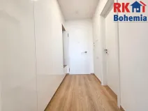 Pronájem bytu 1+kk, Praha - Dolní Počernice, 45 m2