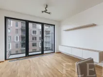 Pronájem bytu 1+kk, Praha - Karlín, Švarcova, 36 m2