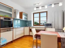 Prodej bytu 3+1, Opava, Okruhy, 112 m2