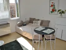 Pronájem bytu 1+kk, Praha, Pelhřimovská, 28 m2