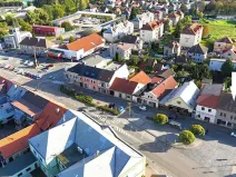 Prodej komerční nemovitosti, Chlumec nad Cidlinou, Klicperovo náměstí, 262 m2