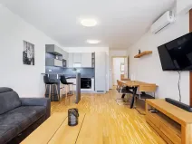 Pronájem bytu 2+kk, Praha - Karlín, Rohanské nábřeží, 60 m2