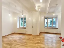 Pronájem kanceláře, Praha - Vysočany, Mlékárenská, 48 m2