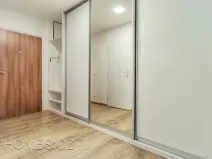 Pronájem bytu 2+kk, Praha, Novoborská, 44 m2