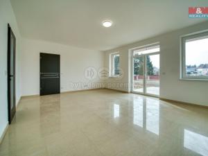 Prodej rodinného domu, Velká Hleďsebe - Klimentov, 400 m2