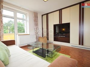 Prodej bytu 2+1, Karlovy Vary - Drahovice, Vítězná, 33 m2