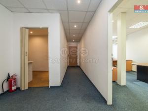 Pronájem kanceláře, Praha - Nusle, Táborská, 183 m2