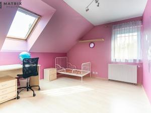 Prodej rodinného domu, Kolín, Jezeřanská, 190 m2