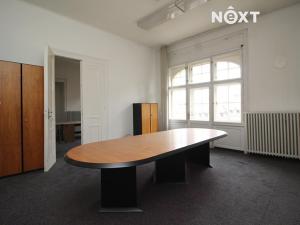 Prodej kanceláře, Karlovy Vary, náměstí Republiky, 2800 m2