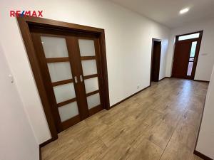 Prodej rodinného domu, Strupčice, 213 m2