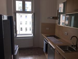 Pronájem bytu 3+1, Praha - Libeň, Kotlaska, 85 m2