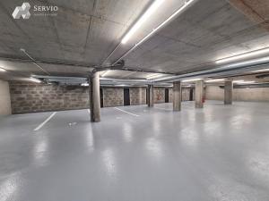 Pronájem garážového stání, Brno, Hvězdová, 13 m2