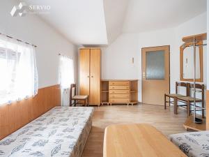 Prodej ubytování, Moravský Krumlov, Pod Hradbami, 219 m2