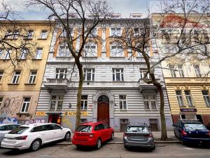 Pronájem bytu 2+1, Praha - Vinohrady, Lužická, 69 m2