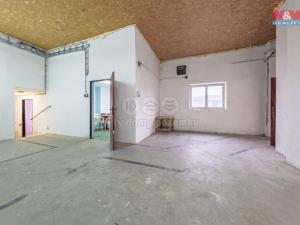 Prodej výrobních prostor, Drahenice, 475 m2