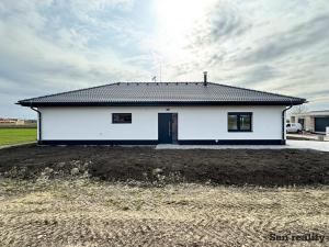 Prodej rodinného domu, Dašice, Pod Lipami, 123 m2