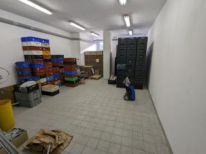 Prodej výrobních prostor, Krnov, Chářovská, 1036 m2