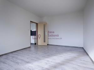 Pronájem bytu 3+kk, Jindřichův Hradec, sídliště Vajgar, 47 m2