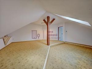 Prodej bytu 3+kk, Jindřichův Hradec, Třebického, 66 m2