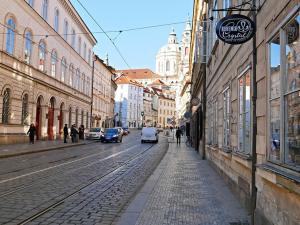 Pronájem kanceláře, Praha - Malá Strana, Karmelitská, 41 m2