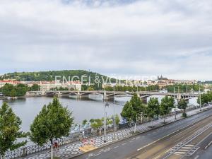 Pronájem bytu 1+kk, Praha - Nové Město, Rašínovo nábřeží, 42 m2