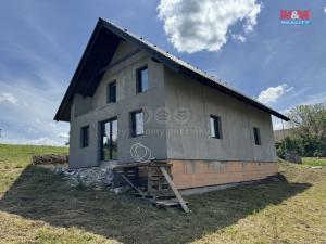 Prodej rodinného domu, Lužany, 180 m2