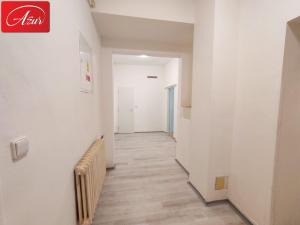 Pronájem bytu 3+1, Teplice, U Hadích lázní, 108 m2