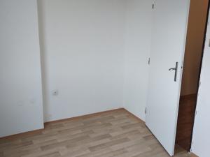 Pronájem bytu 2+kk, Ústí nad Labem, U Panského dvora, 34 m2