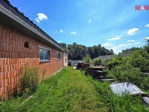 Prodej obchodního prostoru, Štoky, 600 m2