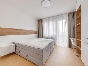 Pronájem bytu 3+kk, Praha - Vysočany, Hindlova, 72 m2