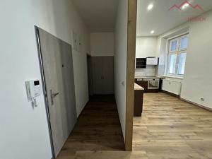 Pronájem bytu 3+kk, Chomutov, Klostermannova, 65 m2