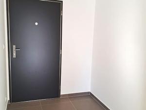 Pronájem bytu 1+kk, Kladno, Bohumila Landy, 29 m2