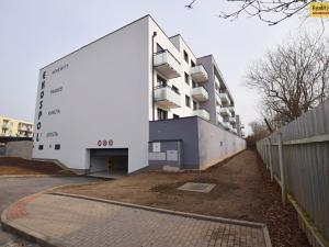 Prodej bytu 1+kk, Praha - Uhříněves, Františka Diviše, 34 m2