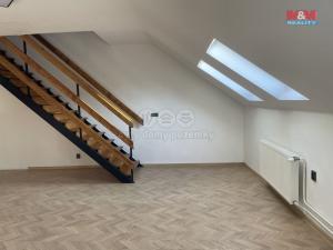 Prodej bytu 4+kk, Chrudim, Resselovo náměstí, 168 m2