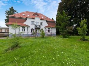 Pronájem kanceláře, Jindřichův Hradec - Jindřichův Hradec IV, Karlov, 28 m2