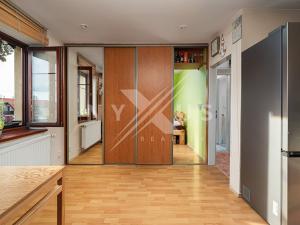 Prodej bytu 2+kk, Jesenice, Mezi Domy, 43 m2